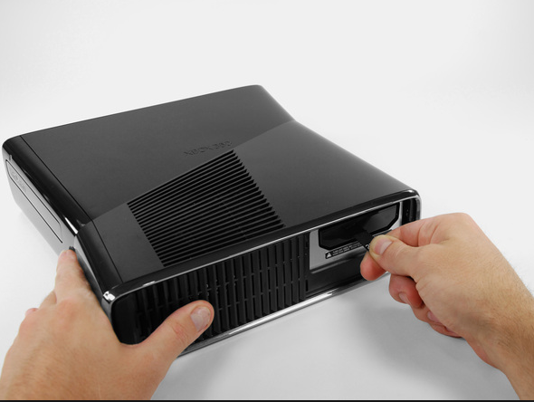 XBOX 360 Жесткий диск на 20 GB (Slim)